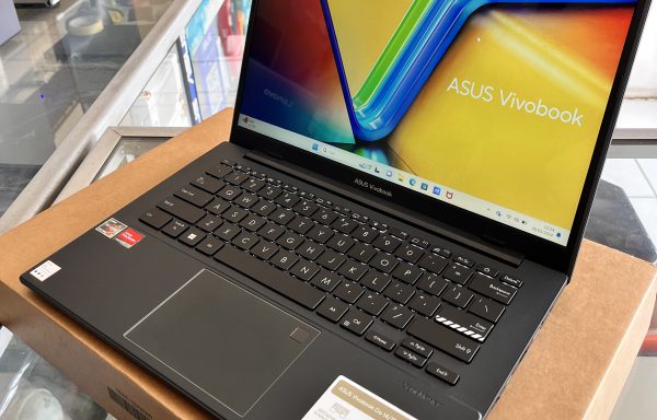 Laptop ASUS 14 (E1404) Ryzen 3 7320U | 8GB RAM | 512GB SSD