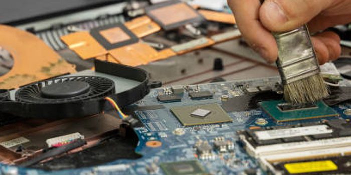Servis Laptop Mati Total