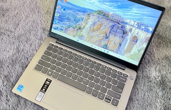 Lenovo Ideapad Slim 3i 14IAU7 Intel Core i3 11th/8/512GB