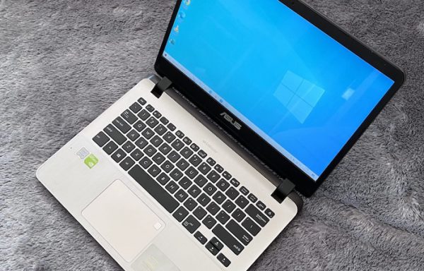 ASUS A407U Intel Core i5 8/256GB Nvidia GeForce MX130