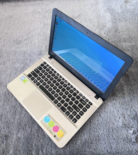 ASUS X441U