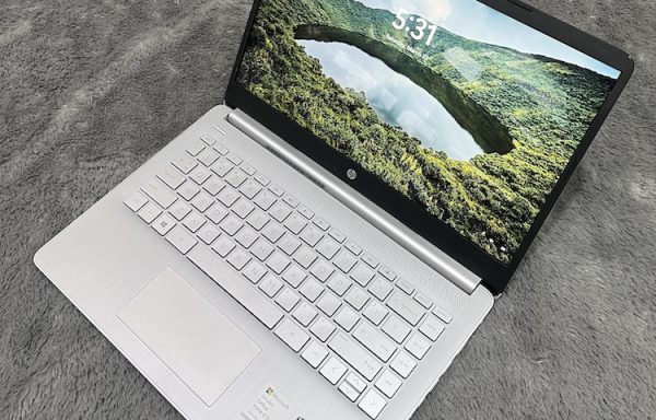 HP 14s-fq0110WM Ryzen 3 3250U 8GB/256GB