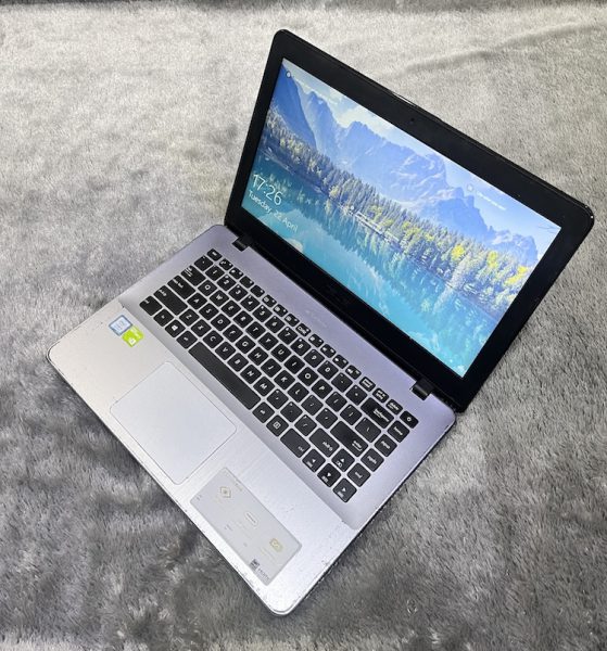 ASUS A442U