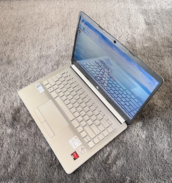 HP 14s AMD Athlon 3050