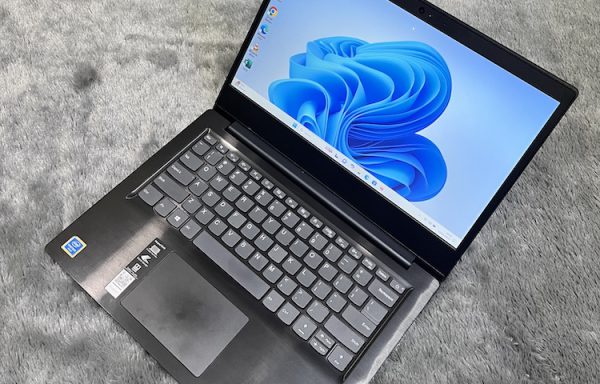 Lenovo Ideapad S145 Intel Pentium 5450U 4GB/250GB