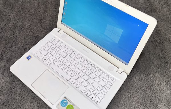 ASUS X441N Intel N3350 4GB RAM 256GB SSD