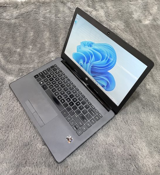 HP 14-cm0077AU AMD Ryzen 5 2500U