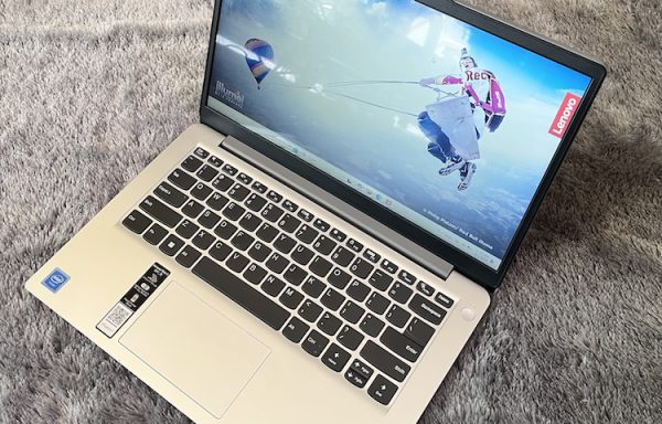 Lenovo Ideapad Slim 1 14IGL 7 Intel Celeron N4020 8GB RAM 256GB NVMe