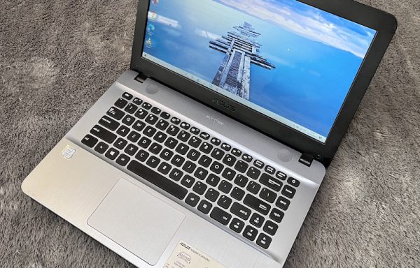 ASUS X441U Intel Core i3 7020U 8/256GB