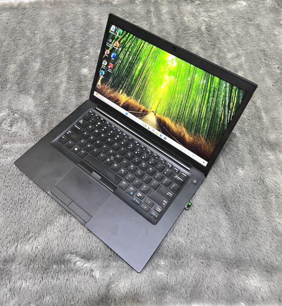 Dell Latitude 7490