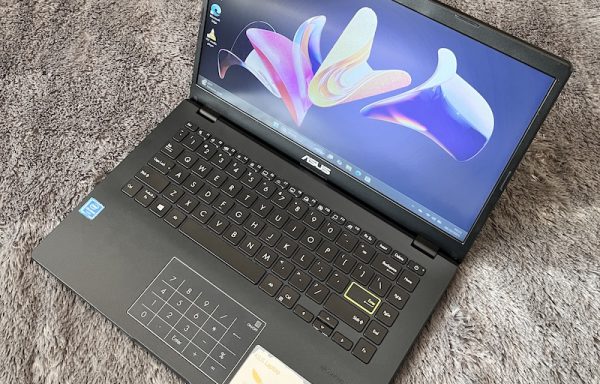 ASUS E410M Intel N4020 4GB RAM 256GB