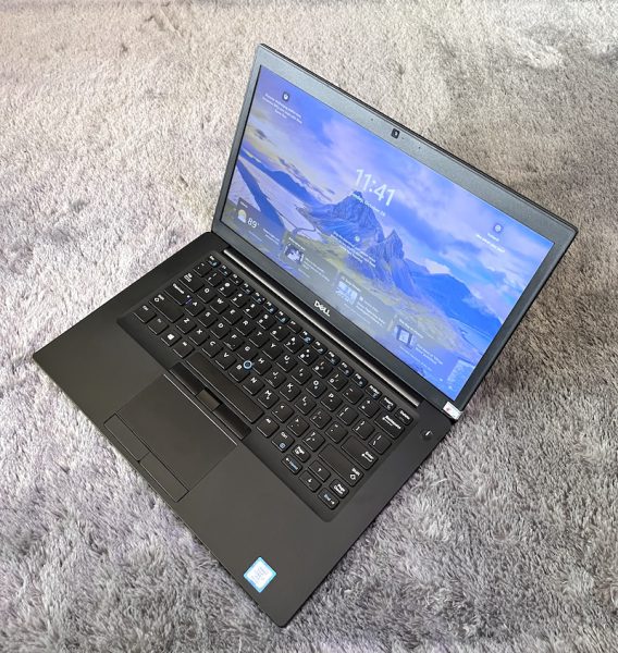 Dell Latitude 7490