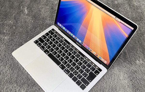 MacBook Pro 2019 A1989 I5 8/512GB Touchbar
