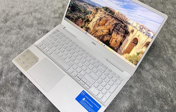 Dell Inspiron 15 7591 Intel Core i7-9750H 16GB/256GB GTX 1050