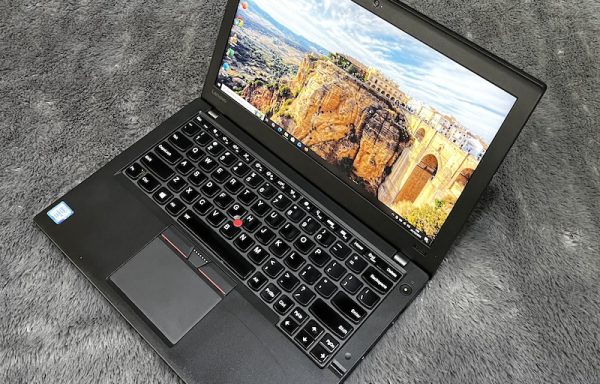 Lenovo ThinkPad X260 Intel Core i5 8GB/256GB