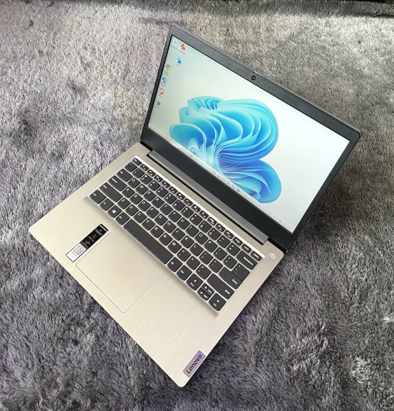 Lenovo Ideapad Slim 3 AMD 3020e