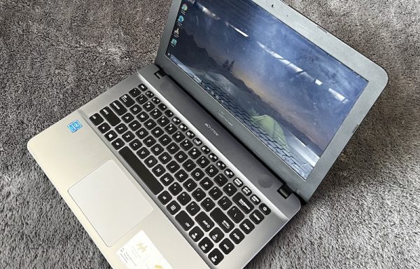 ASUS X441M Intel Celeron N4020 4GB RAM 256GB SSD