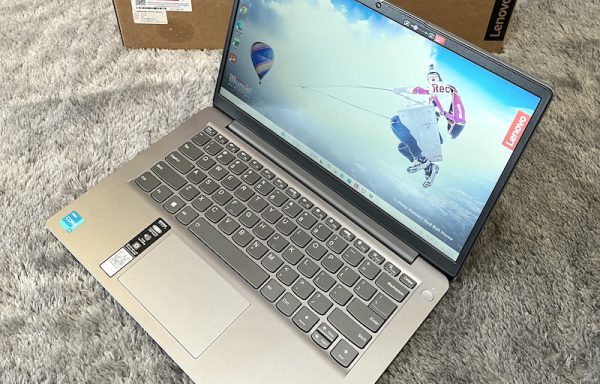 Lenovo Ideapad Slim 3i  Intel Core i3-1215U 8GB/256GB NVMe