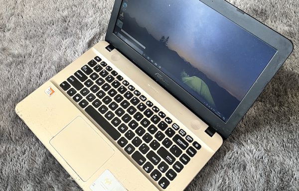 ASUS X441B AMD A6-9225 4GB RAM 1TB HDD