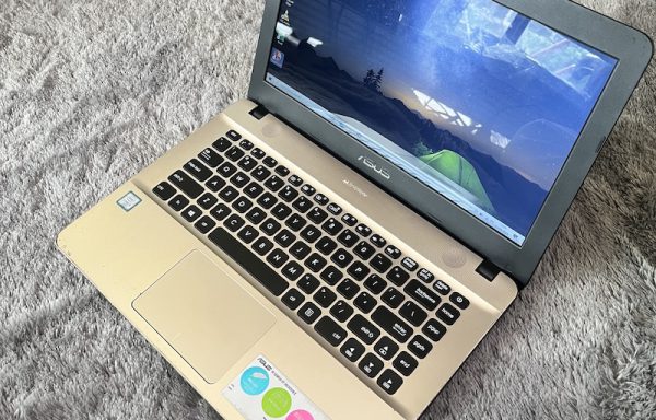 ASUS X441U Intel Core i3 6006U 8GB 128GB SSD