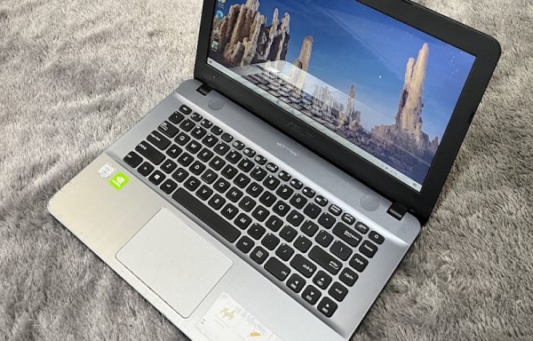 ASUS X441U Intel Core i3 8130U 8GB/256GB GeForce MX110