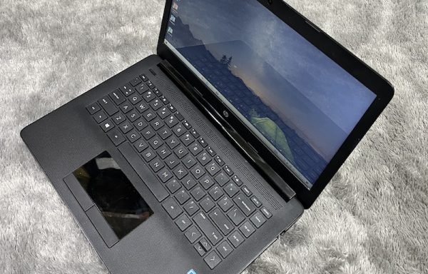 HP 14 bs001TU Intel Celeron N4000 4GB RAM 500GB HDD