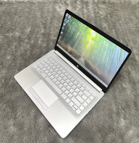 HP 14s A9