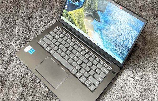 Lenovo V14 G2-ITL Intel Core i3-1115G4  8GB/256GB NVMe