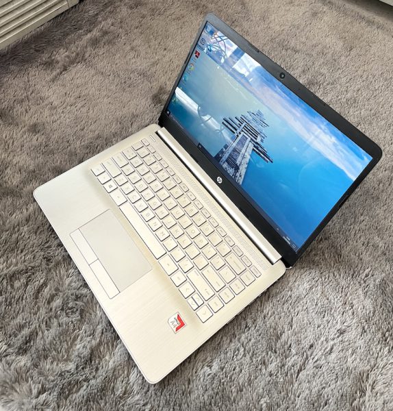 HP 14s A4