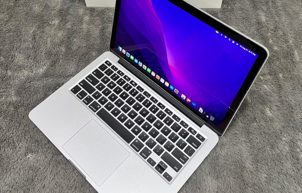 Macbook Pro 2015 A1502 i5 8GB RAM 256GB