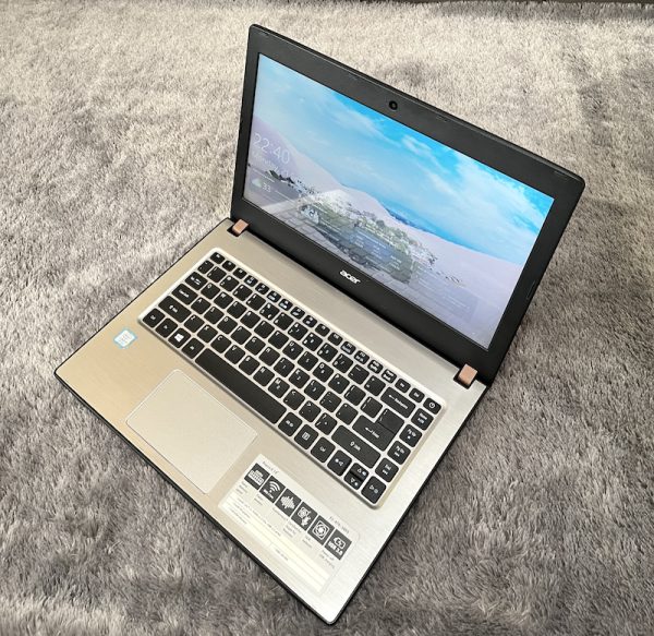 Acer Aspire E5-476 Intel Core i3