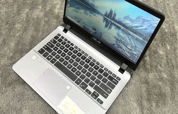 ASUS A407U Intel Core i3-7020U 8GB/256GB