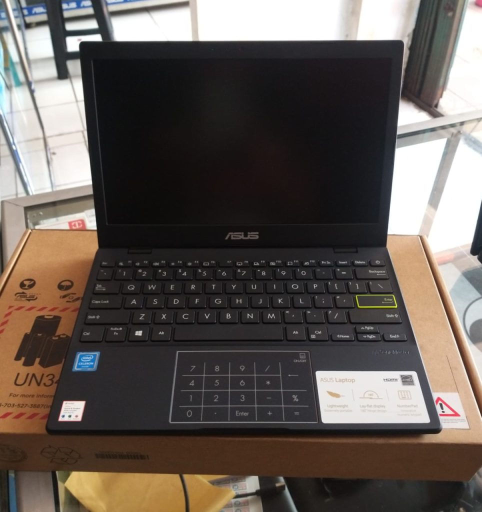 Laptop Asus E210MAO Intel Celeron N4020 4GB RAM 256GB SSD Fullset, foto 1